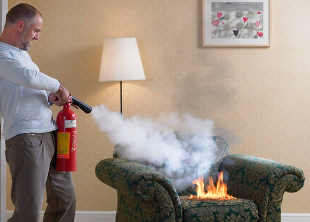 Prevención: la importancia de tener un extintor en casa